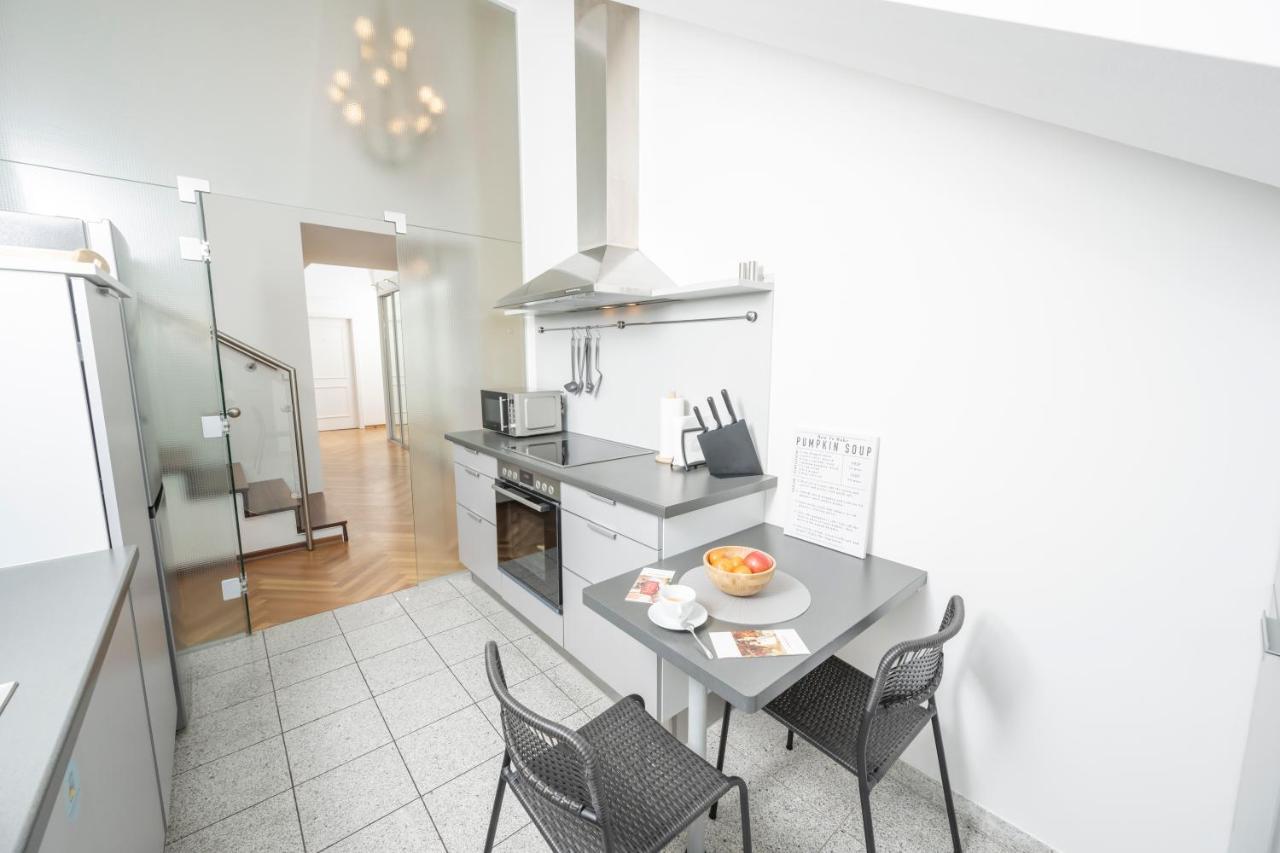 Penthouse Staatsoper Apartment Viena Exterior foto